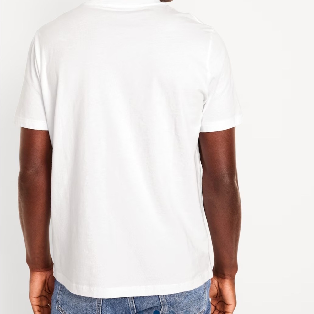 Old Navy- Classic White Men's T-Shirt size Medium - Picture 2 of 12